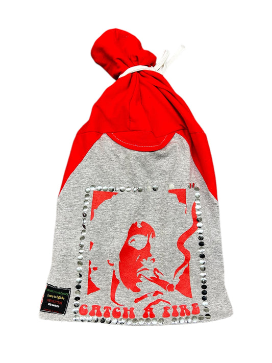 “CATCH A FIRE” 1973 BOB MARLEY 1/1 TIE BEANIE